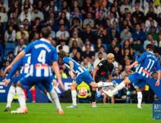 爱游戏体育app-西甲｜巴塞罗那提前夺冠