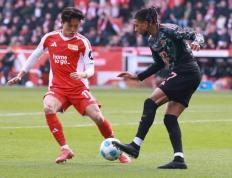 爱游戏体育首页-图片报：柏林联考虑买断郑优泳，认为500万欧稍贵