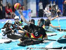 爱游戏体育中国-（成都世运会）皮艇球——女子预赛：中国队不敌德国队