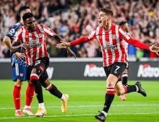 爱游戏体育首页-英超 桑德兰VS布伦特福德