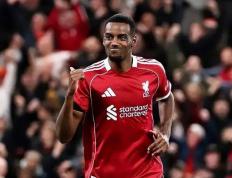 爱游戏-联赛杯-阿森纳VS布莱顿：英超夺冠大热，杯赛呢？